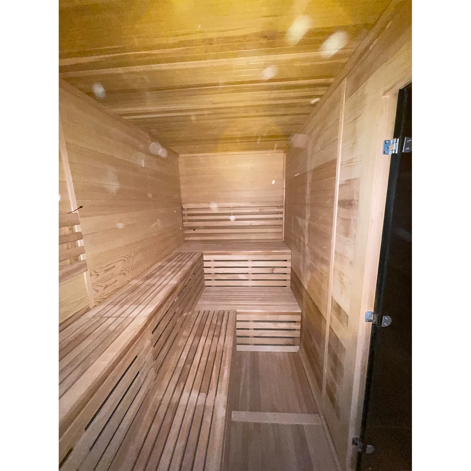 Svalasauna Patio M | Premium Outdoor Cedar Sauna Cabin for 2–4 People(SV-07)