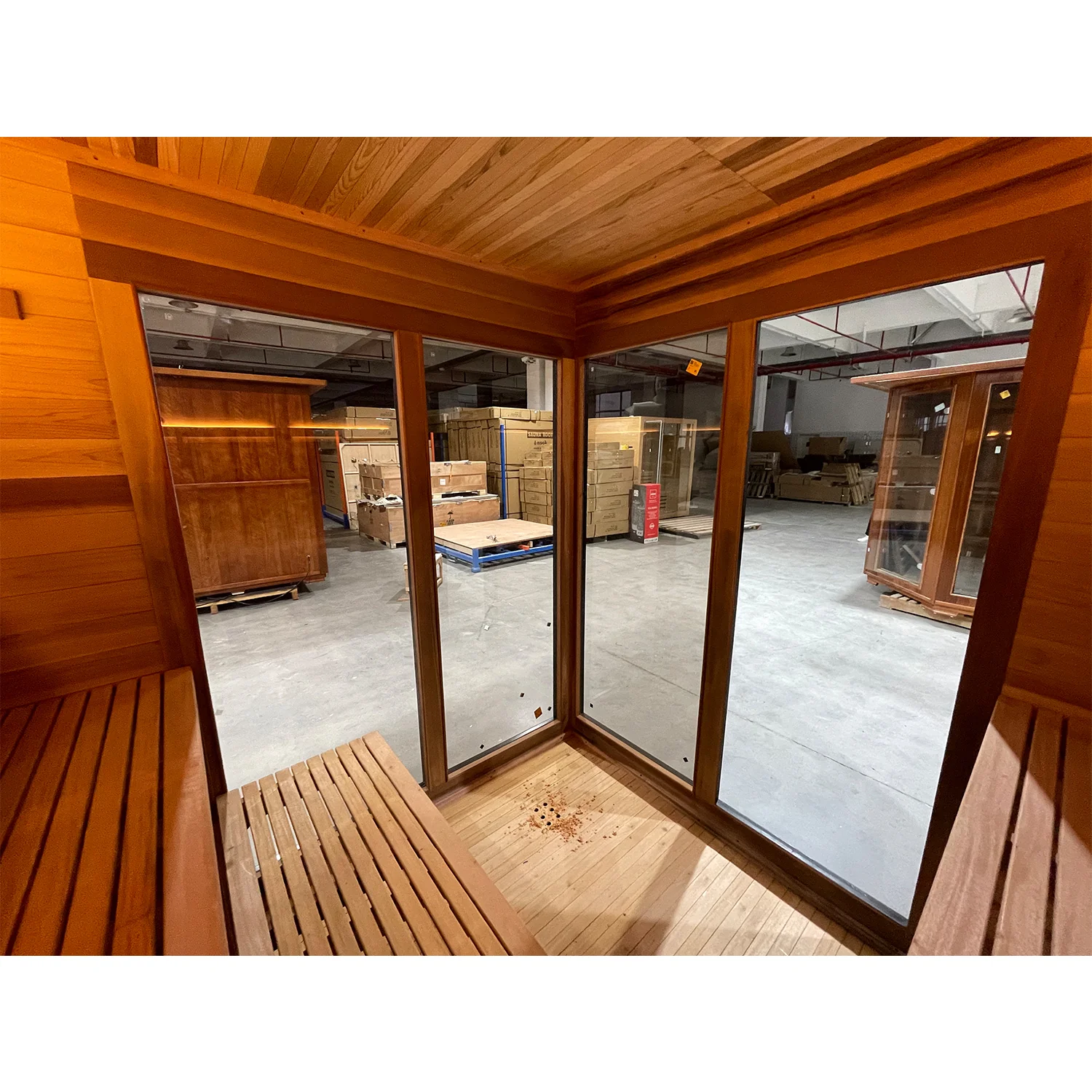 Aurora Terra 4 – Luxury Outdoor Cedar Sauna Cabin for 4 People with Full Glass Front（SV-06）