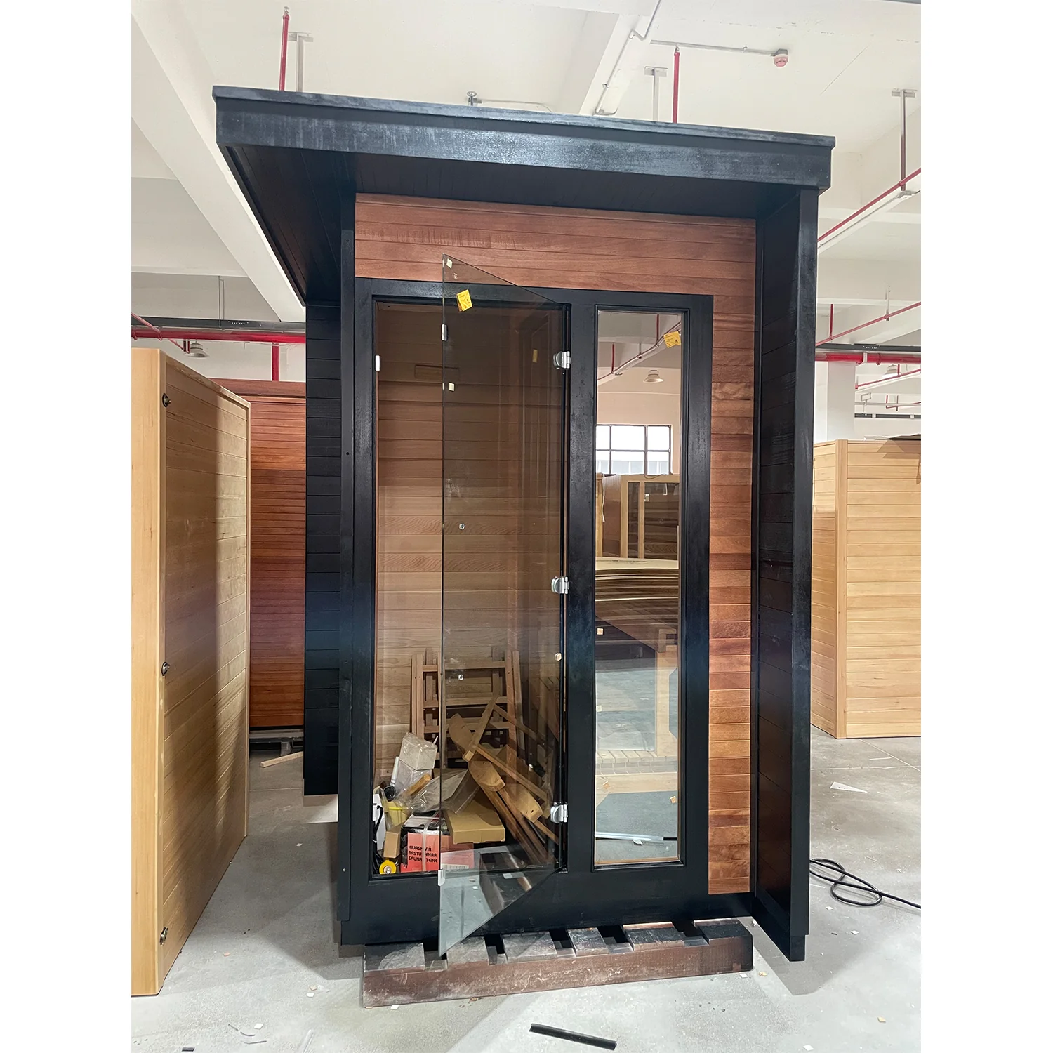 Sierra Mini Deluxe Outdoor Cabin Sauna for 2 People （SV-04）