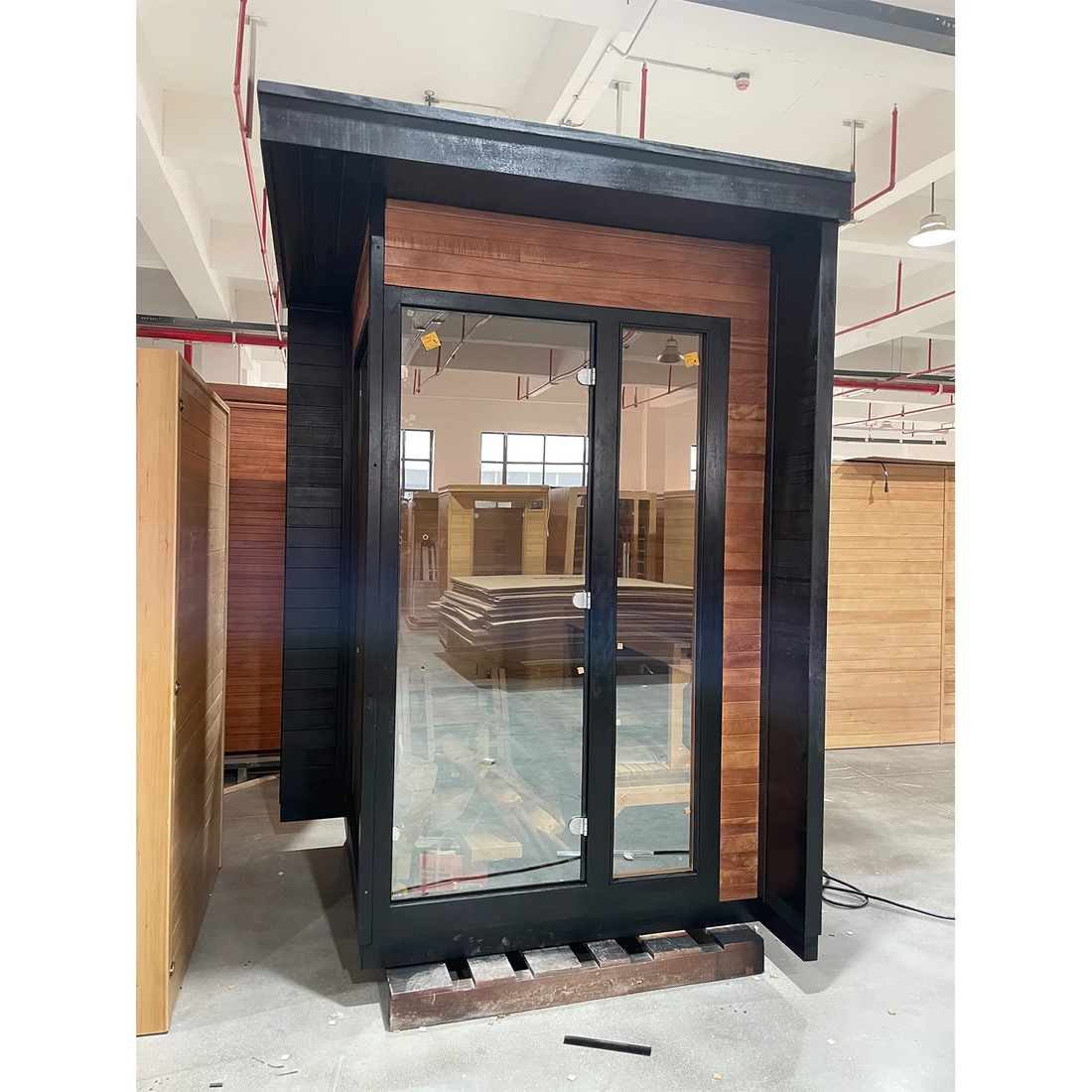 Sierra Mini Deluxe Outdoor Cabin Sauna for 2 People （SV-04）